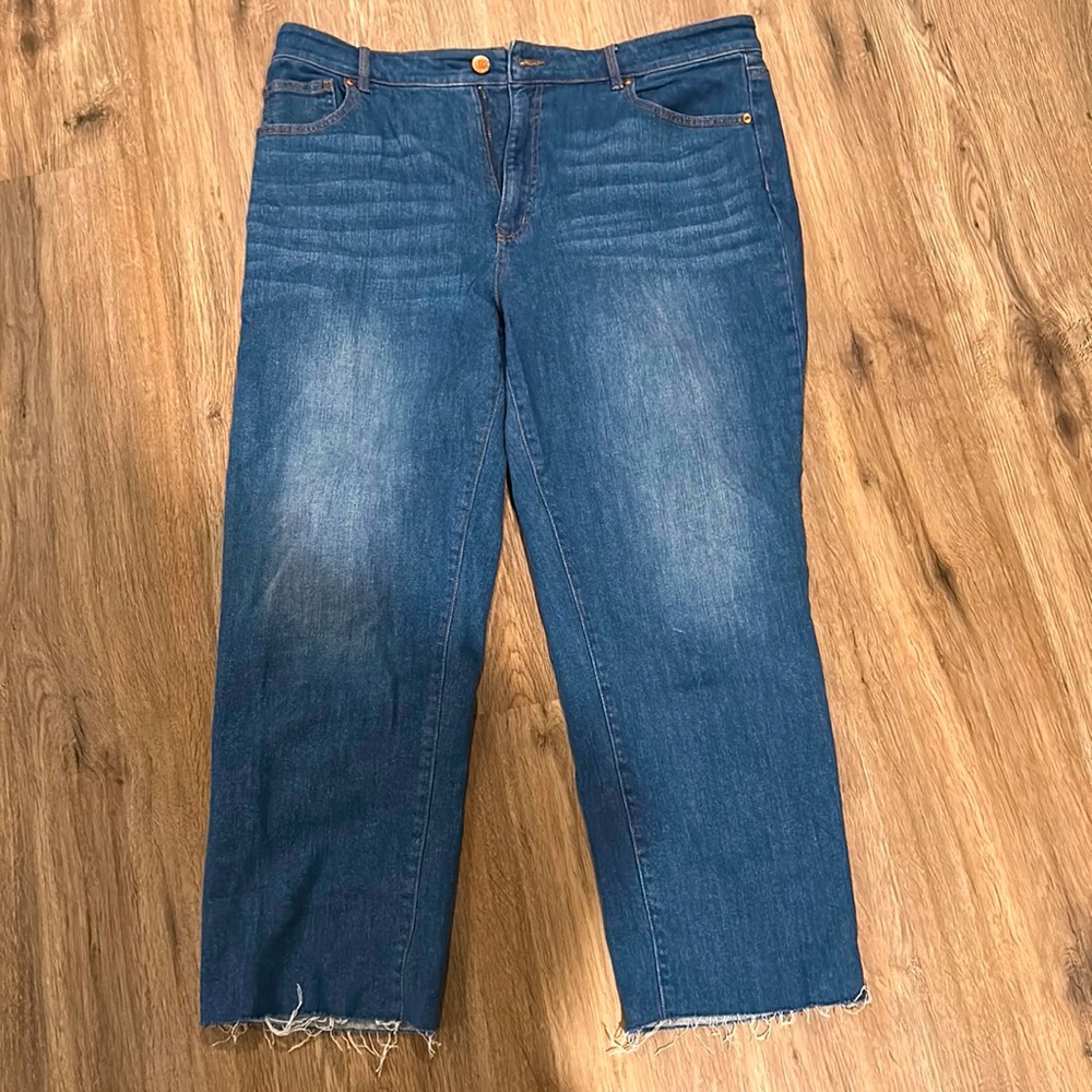 Loft curvy high rise boyfriend jeans. Size 12 regular.